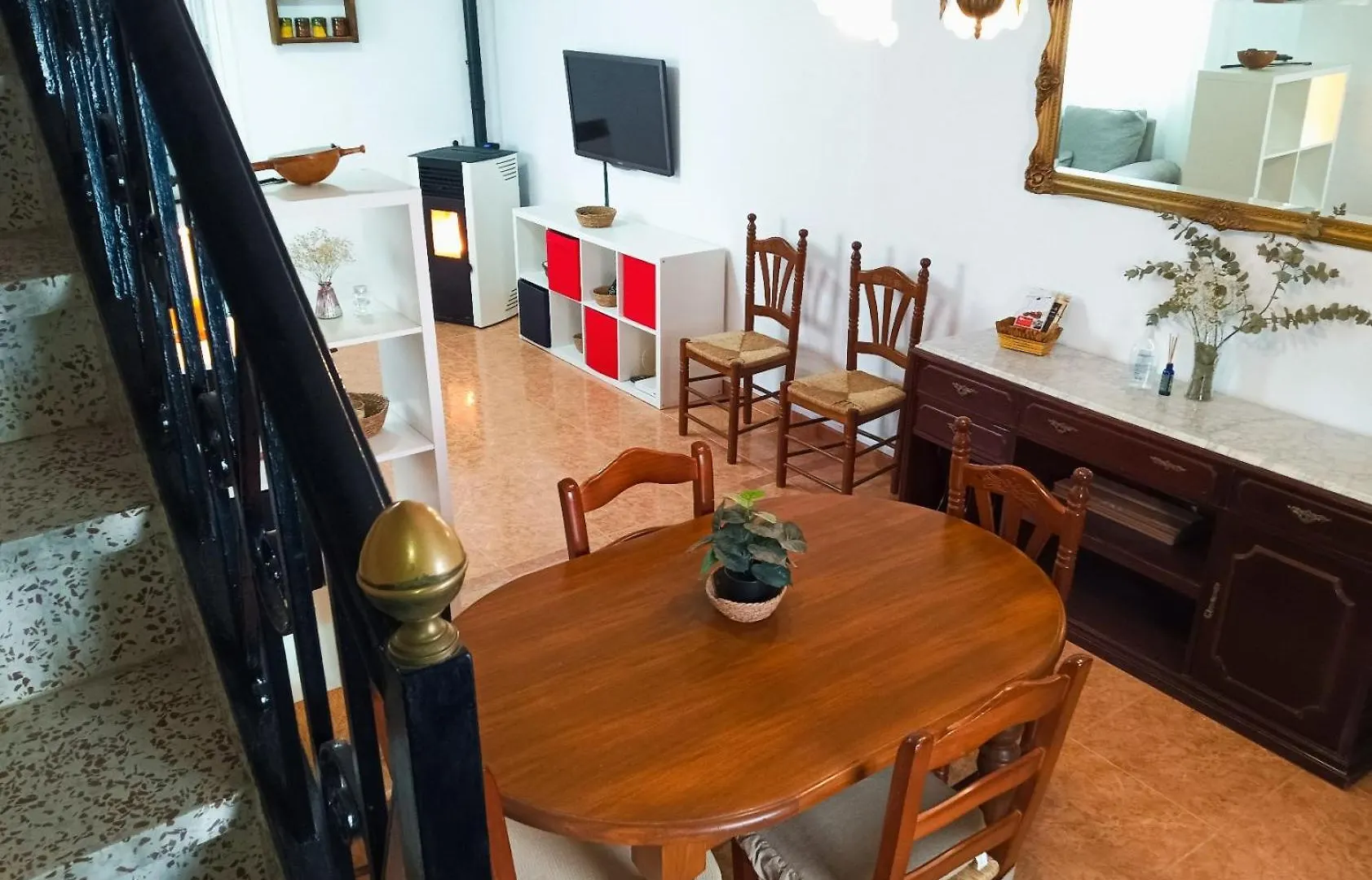 Casa Blanca Villa Cuevas del Becerro Holiday home